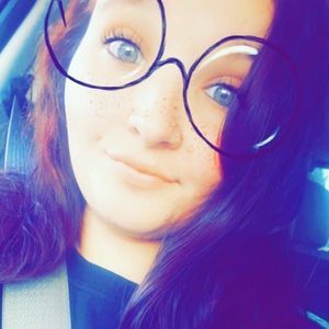 Meet your Posher, Faye